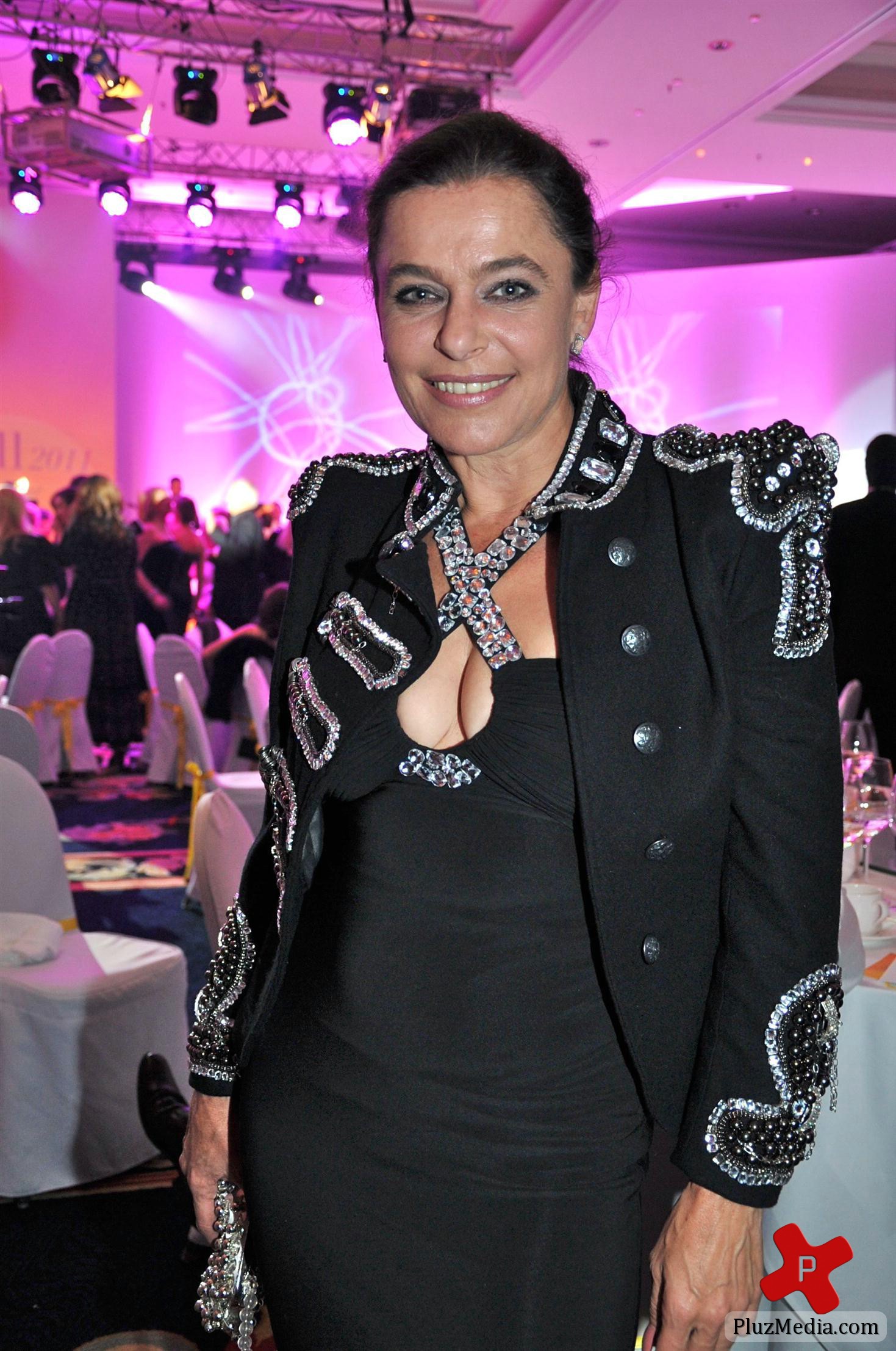 Julia Neigel - DKMS Life Dreamball 2011 at Ritz Carlton Hotel photos | Picture 80399